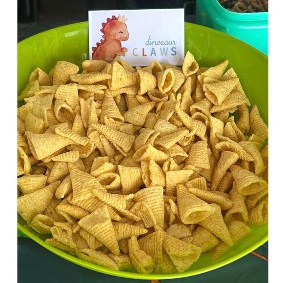 T-Rex Dino Birthday Party Pack: Decor, Favors & Tableware! - Picture 8 of 12